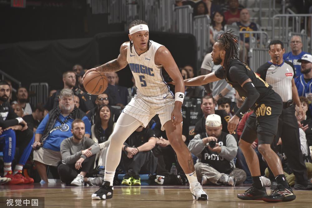 一年中保持 一年中保持