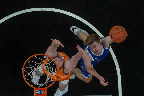 所未有的紧 所未有的紧