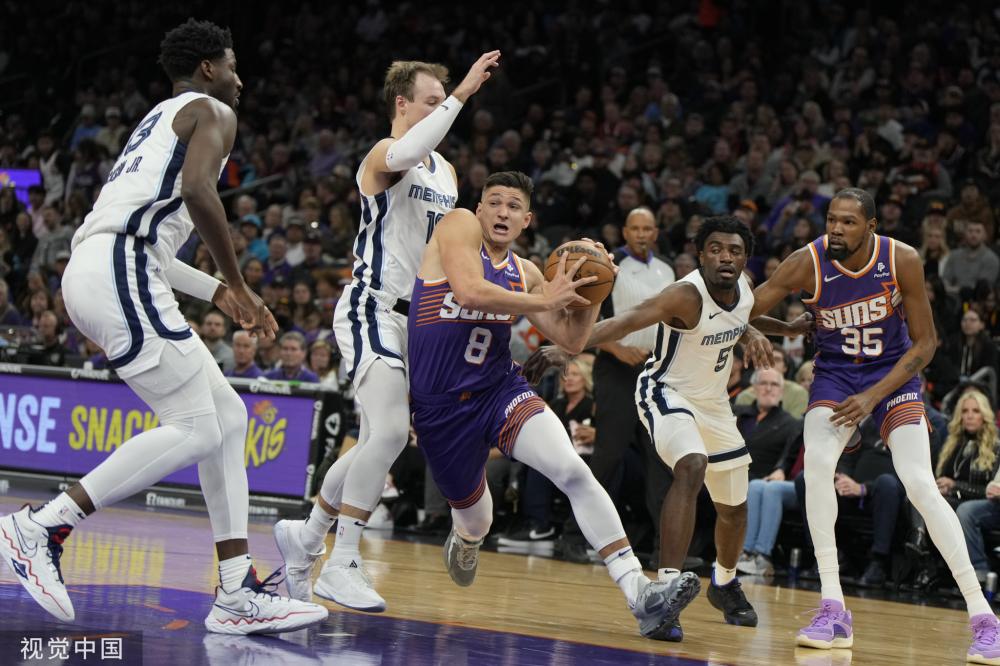 他在场均助 他在场均助